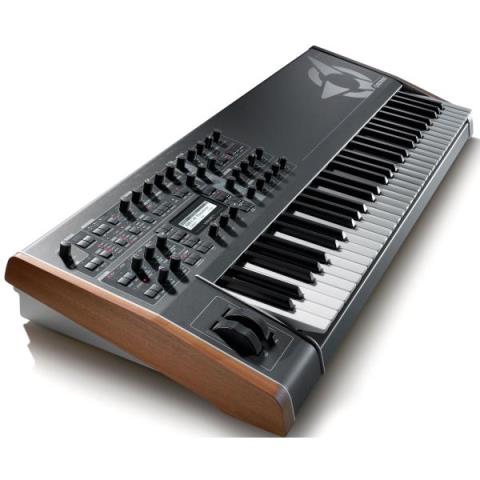 access-シンセサイザーVirus TI2 Keyboard