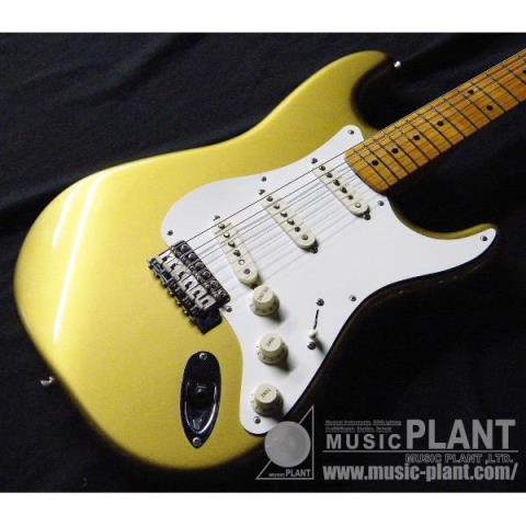 American Vintage '57 Stratocaster Goldサムネイル
