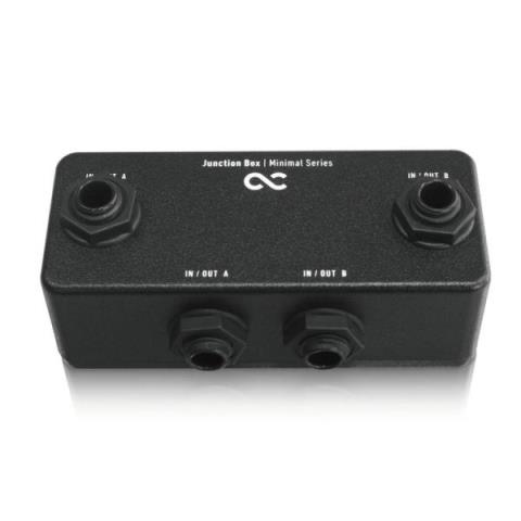 One Control

Minimal Series Pedal Board Junction Box