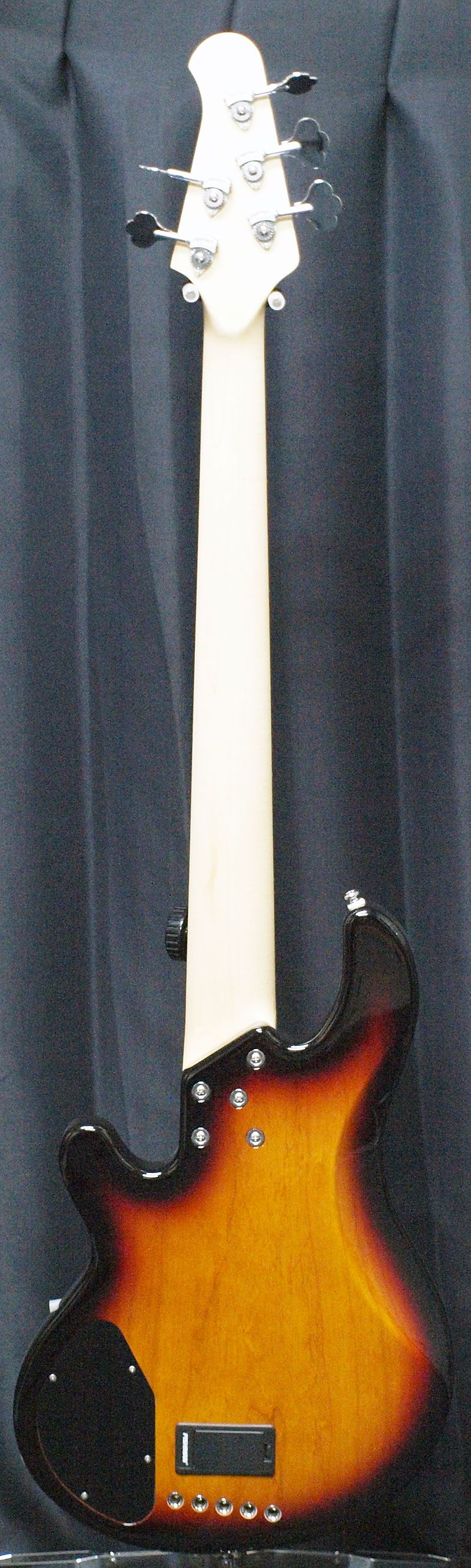 SL55-94 Deluxe Three Tone Sunburst / Rose FB背面画像 SL55-94 Deluxe Three Tone Sunburst / Rose FB背面画像