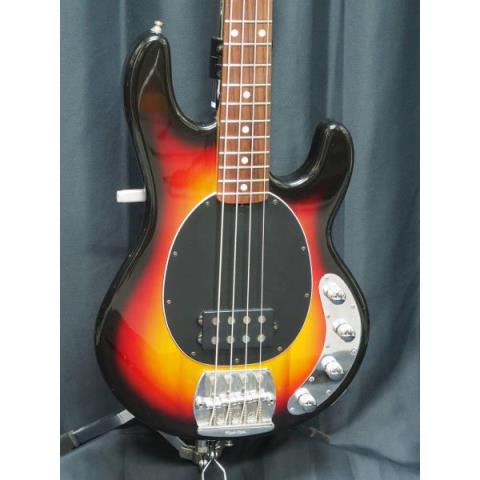 MUSIC MAN-エレキベースSting Ray