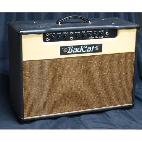 Bad Cat-ギター・アンプコンボ
Black Cat 30R 212