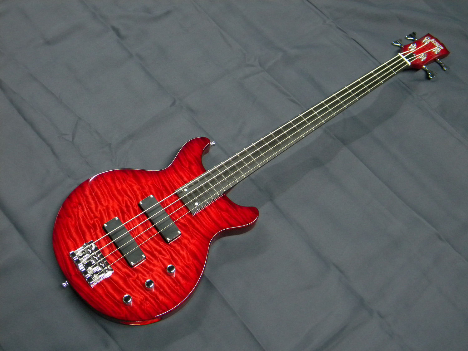 ESP エレキベースJ-TVB-V FIRE RED LUNA SEA J MODEL中古品()売却済み