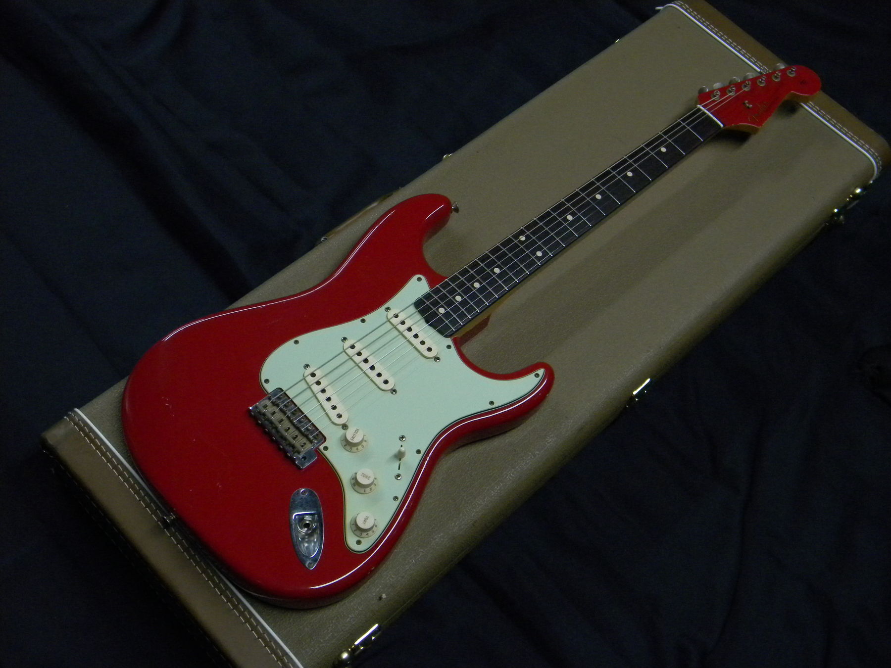 Fender Custom Shop ストラトキャスター1960 Stratocaster Matching-Head Relic Dakota Red 2012年製中古品()売却済みです