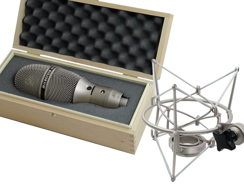UMT 800 satin nickelケース画像 UMT 800 satin nickelケース画像