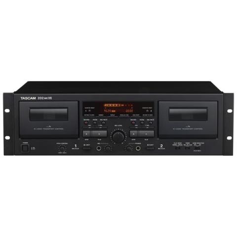 TASCAM

202MKVII