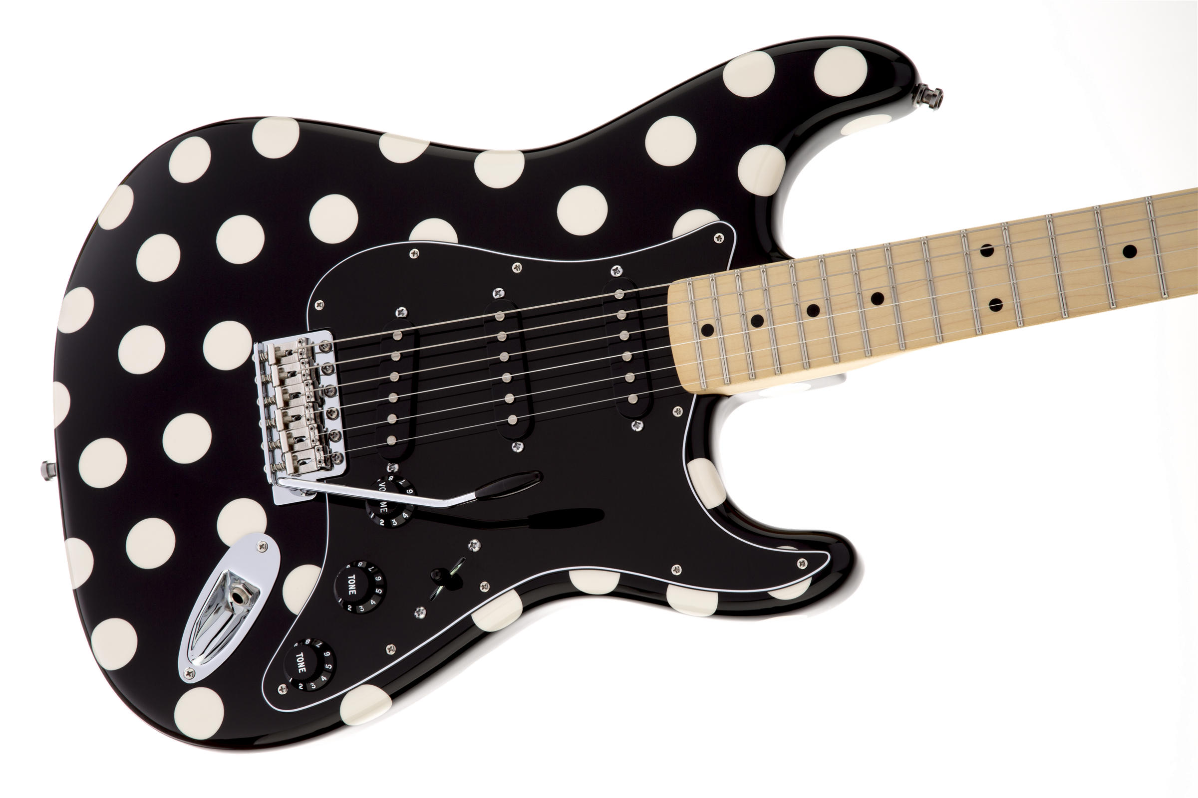 Buddy Guy Standard Stratocaster Maple Fingerboard, Polka Dot Finish追加画像 Buddy Guy Standard Stratocaster Maple Fingerboard, Polka Dot Finish追加画像