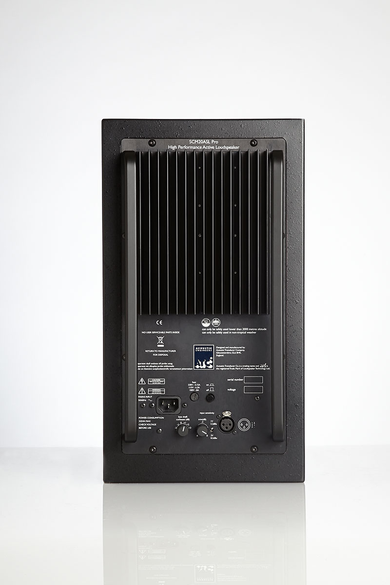 SCM20A PRO Mk2 Pair背面画像 SCM20A PRO Mk2 Pair背面画像