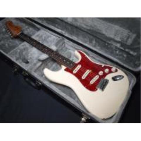 Fender USA-ストラトキャスター
1977 Stratocaster