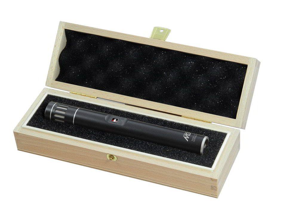 M 210 black mattケース画像 M 210 black mattケース画像