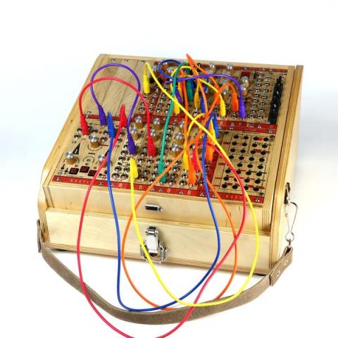 Bastl Instruments

RUMBURAK