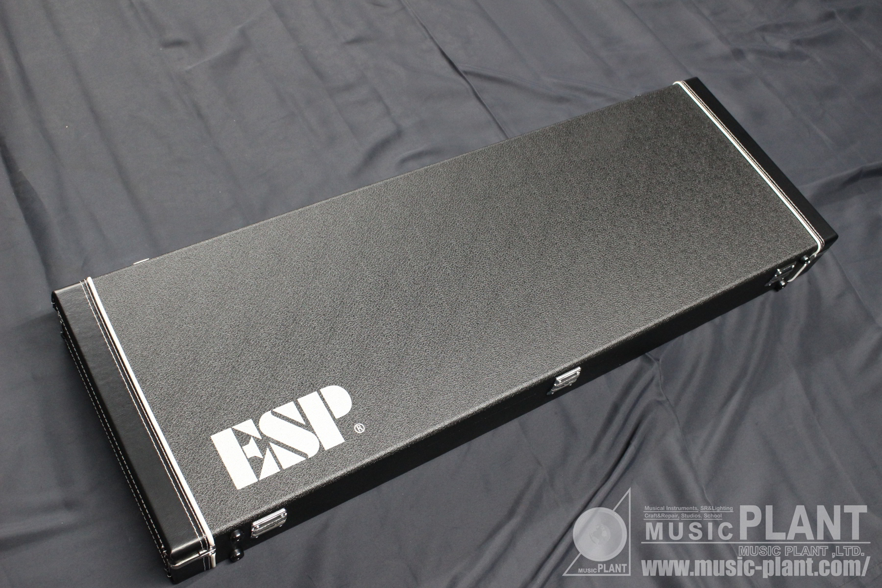 HORIZON NT-7B HIPSHOT Black Satinケース画像 HORIZON NT-7B HIPSHOT Black Satinケース画像