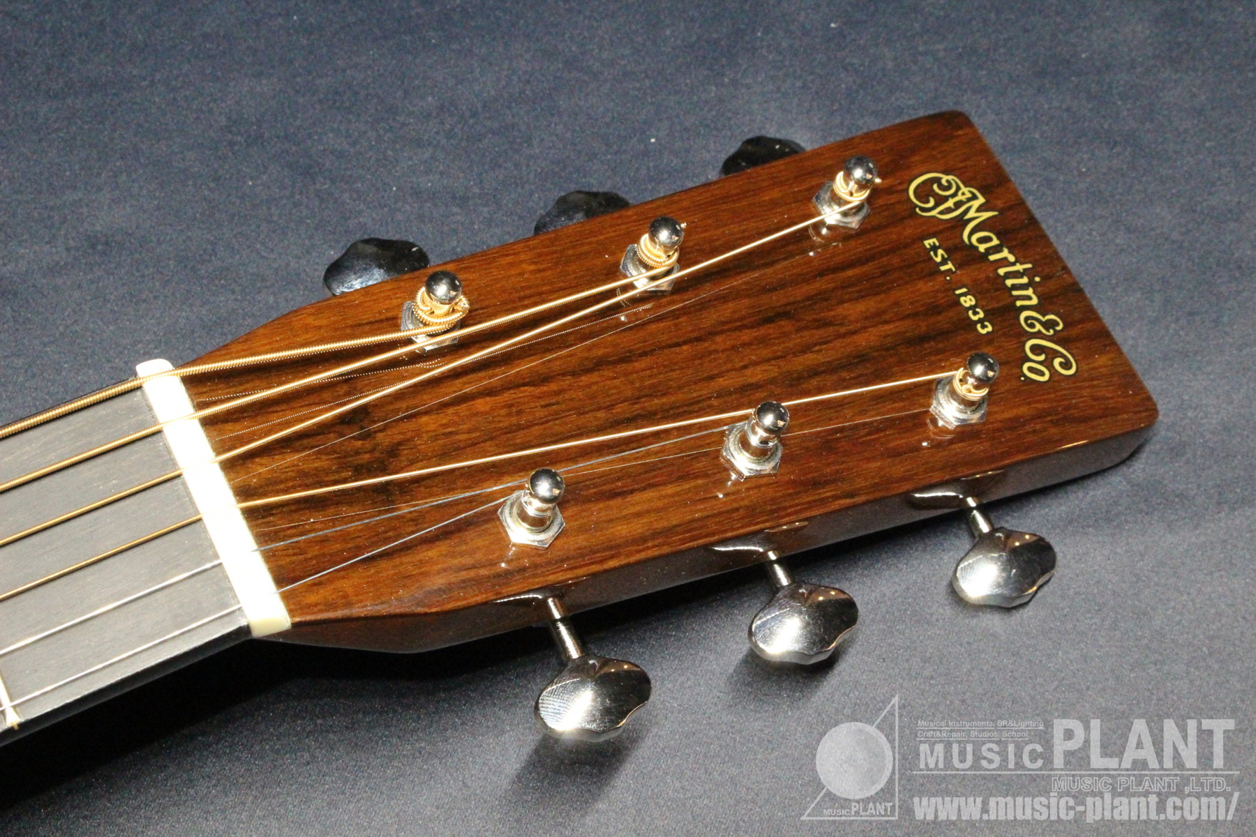 OOO-28ECヘッド画像 OOO-28ECヘッド画像