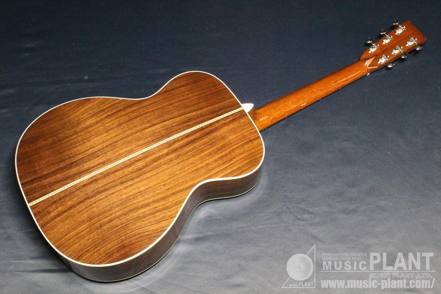 OOO-28EC背面画像 OOO-28EC背面画像