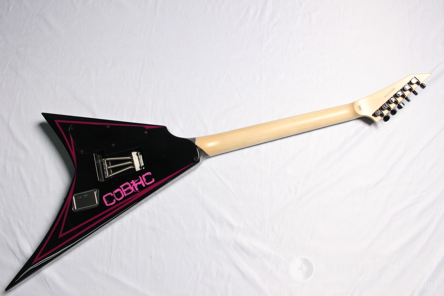 E-ALEXI PINK SAWTOOTH背面画像 E-ALEXI PINK SAWTOOTH背面画像