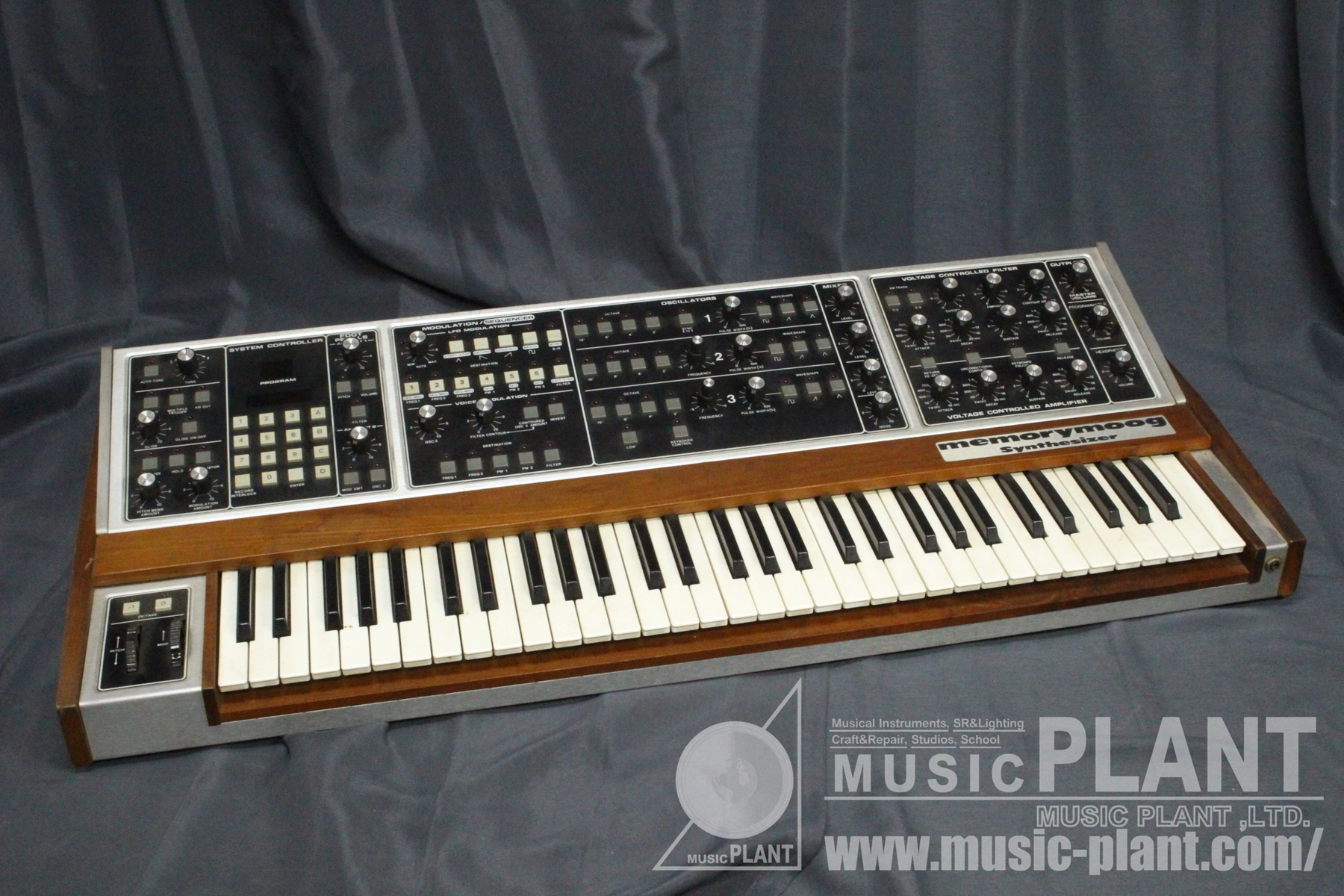 moog アナログ・シンセサイザーmemorymoog plus中古品()売却済み