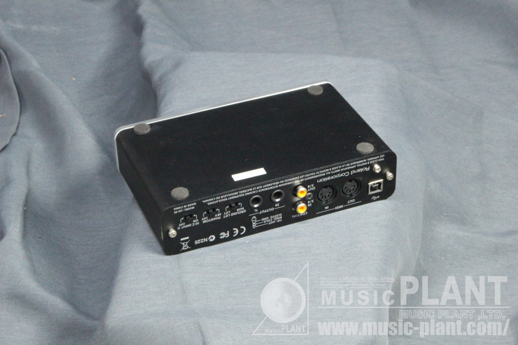 Roland USB MIDI オーディオ・インターフェースQUAD-CAPTURE UA-55中古品()売却済みです。あしからずご了承