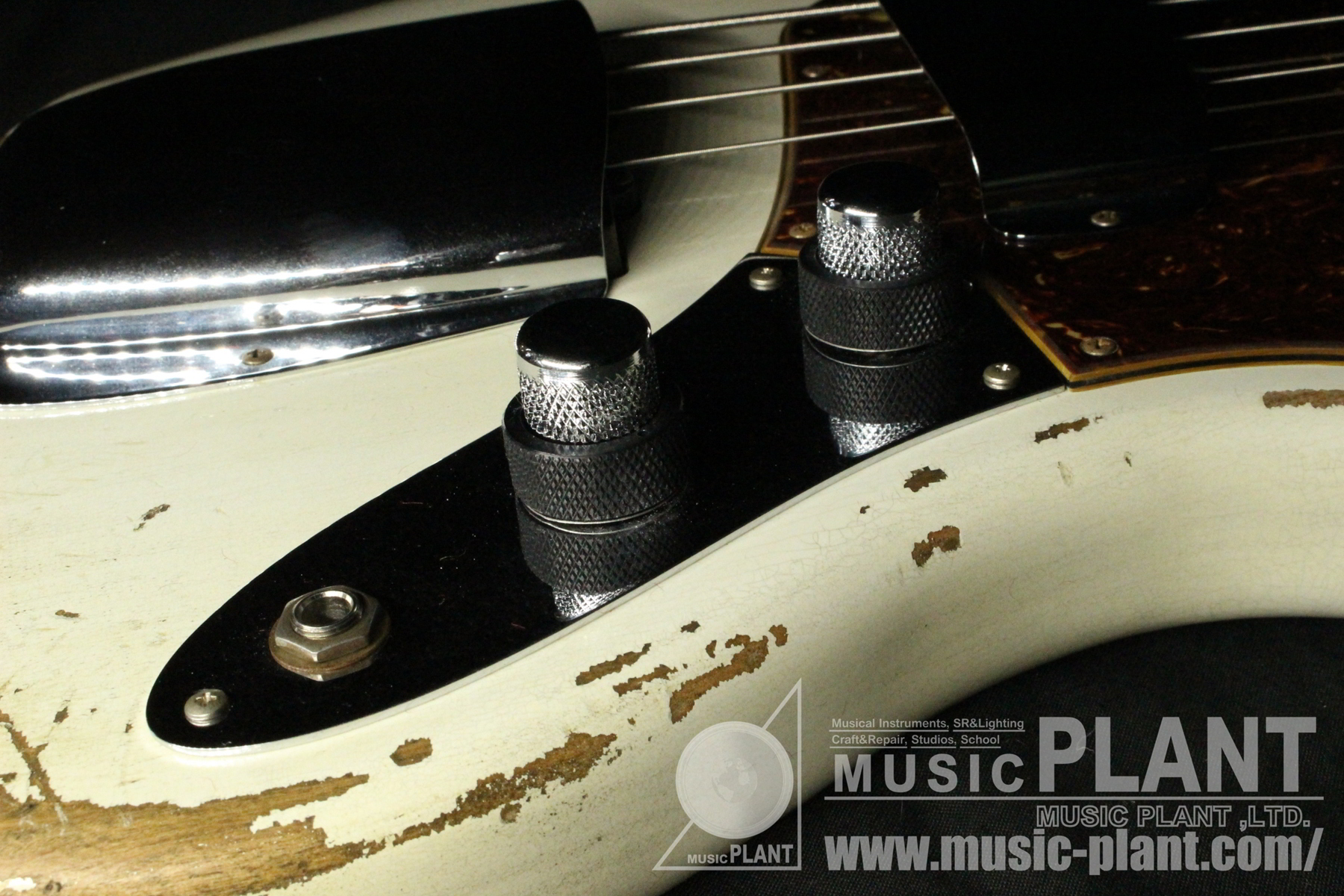 Time Machine 1961 Jazz Bass Heavy Relic Olympic White追加画像 Time Machine 1961 Jazz Bass Heavy Relic Olympic White追加画像