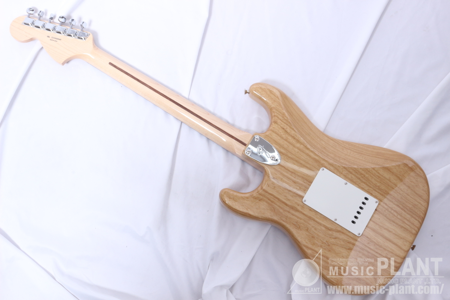 Made in Japan Heritage 70s Stratocaster Natural背面画像 Made in Japan Heritage 70s Stratocaster Natural背面画像