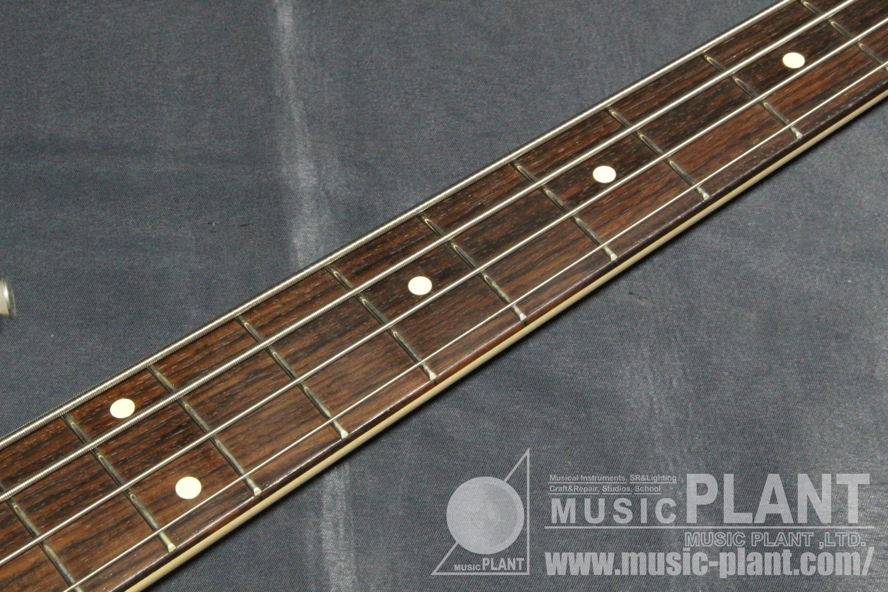 Made in Japan Heritage 60s Jazz Bass Olympic White追加画像 Made in Japan Heritage 60s Jazz Bass Olympic White追加画像
