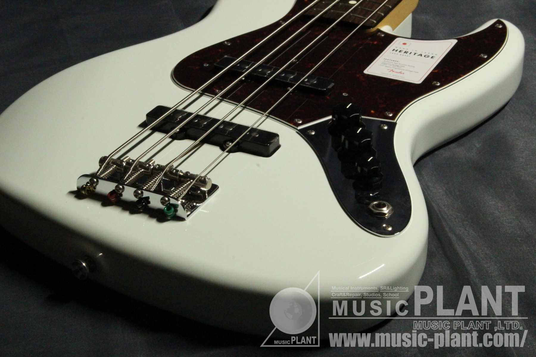 Made in Japan Heritage 60s Jazz Bass Olympic White追加画像 Made in Japan Heritage 60s Jazz Bass Olympic White追加画像