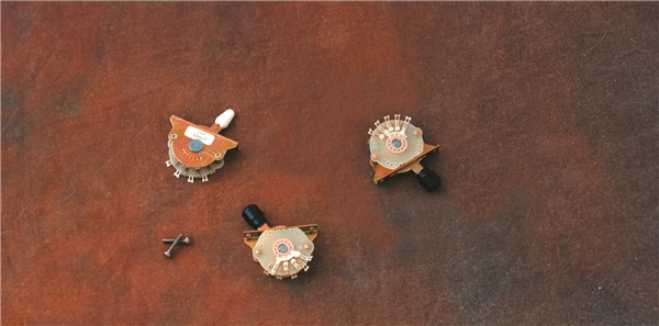 3-Position Vintage-Style Stratocaster/Telecaster Pickup Selector Switch追加画像 3-Position Vintage-Style Stratocaster/Telecaster Pickup Selector Switch追加画像