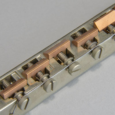 8741 ABR-1 style Bridge wired with Unplated Brass saddles relic追加画像