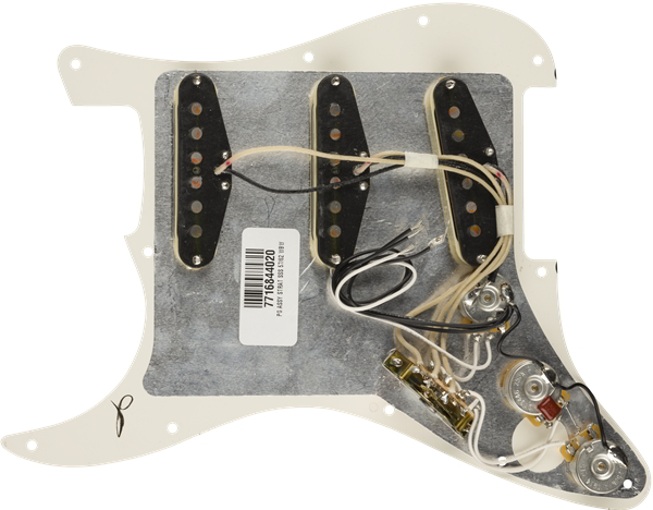 Pre-Wired Strat Pickguard, Original '57/'62 SSS, Parchment 11 Hole PG追加画像 Pre-Wired Strat Pickguard, Original '57/'62 SSS, Parchment 11 Hole PG追加画像