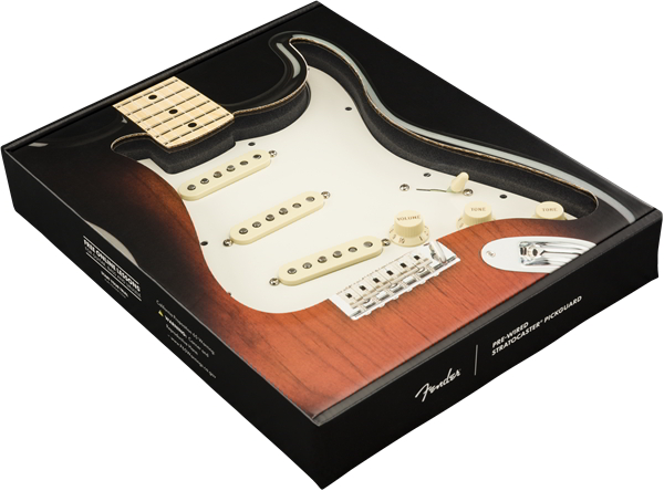 Pre-Wired Strat Pickguard, Original '57/'62 SSS, Parchment 11 Hole PG追加画像 Pre-Wired Strat Pickguard, Original '57/'62 SSS, Parchment 11 Hole PG追加画像