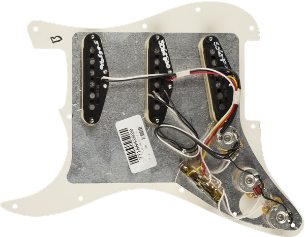 Pre-Wired Strat Pickguard, Tex-Mex SSS, Parchment 11 Hole PG追加画像 Pre-Wired Strat Pickguard, Tex-Mex SSS, Parchment 11 Hole PG追加画像