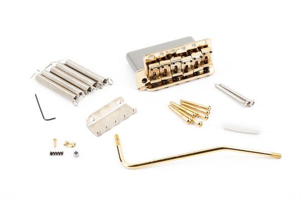 86-07製AmeFENDER American series tremolo bridge未使用