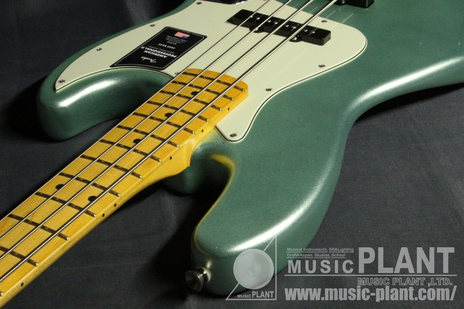 American Professional II Jazz Bass Maple Fingerboard, Mystic Surf Green追加画像 American Professional II Jazz Bass Maple Fingerboard, Mystic Surf Green追加画像