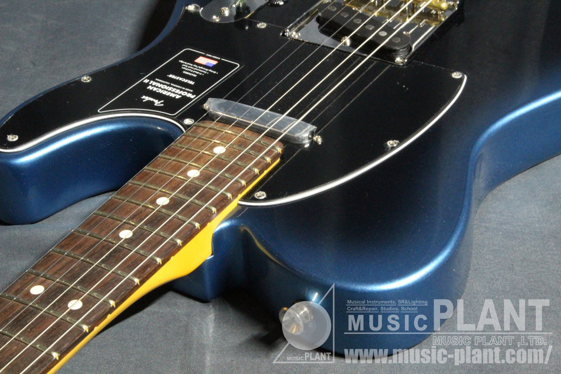 American Professional II Telecaster Rosewood Fingerboard, Dark Night追加画像 American Professional II Telecaster Rosewood Fingerboard, Dark Night追加画像