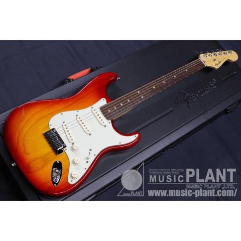 Fender USA-ストラトキャスター
2013 American Deluxe Stratcaster Ash