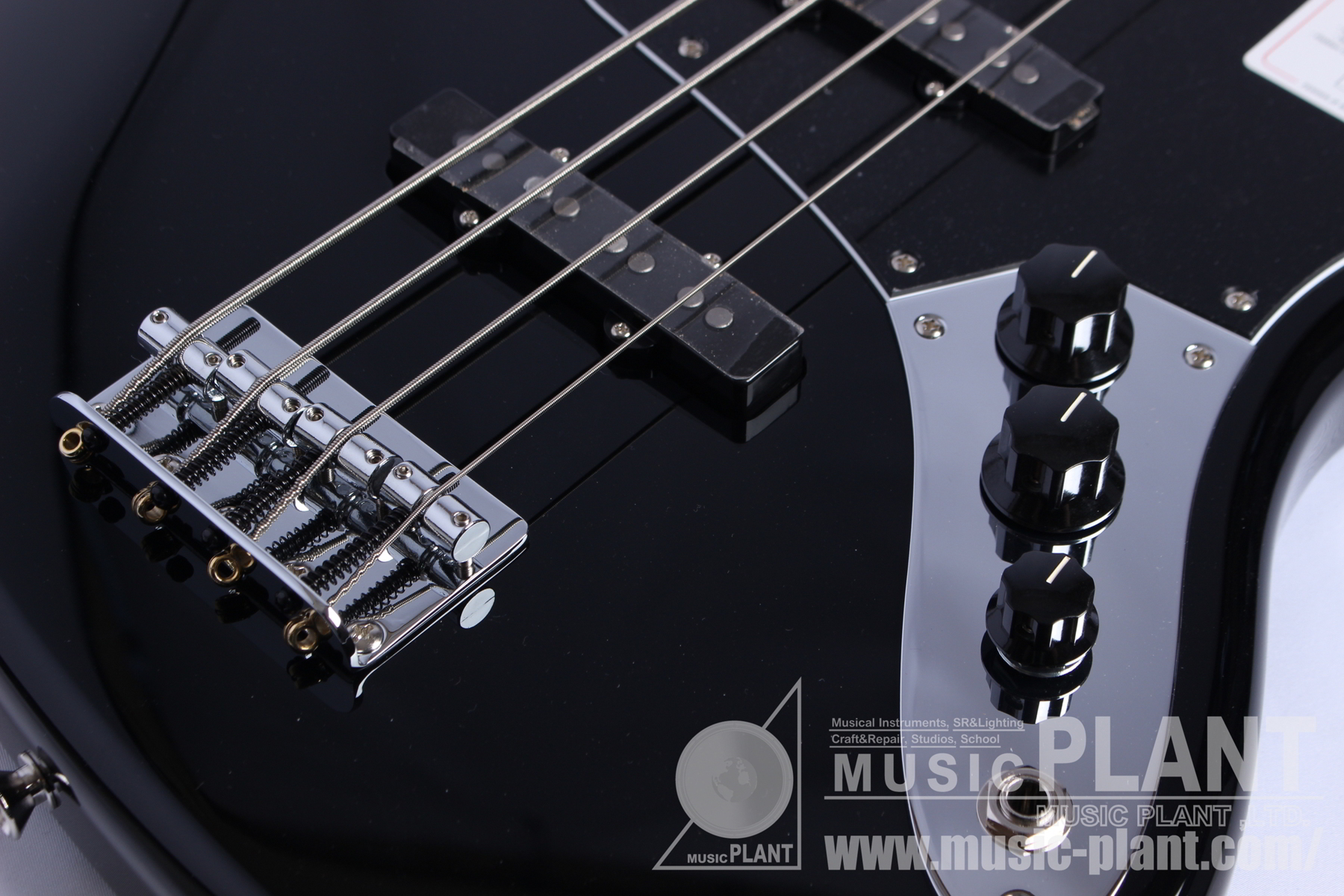 Made in Japan Hybrid II Jazz Bass, Maple Fingerboard, Black追加画像