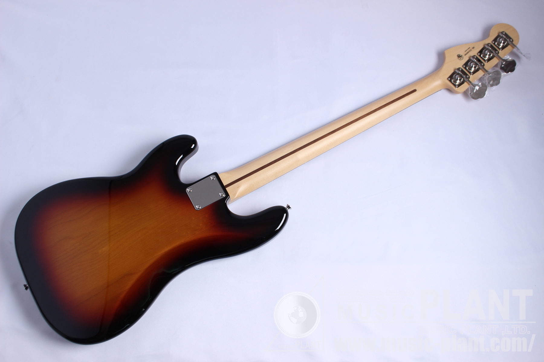 Made in Japan Hybrid Precision Bass, Rosewood Fingerboard, 3-Color Sunburst背面画像 Made in Japan Hybrid Precision Bass, Rosewood Fingerboard, 3-Color Sunburst背面画像