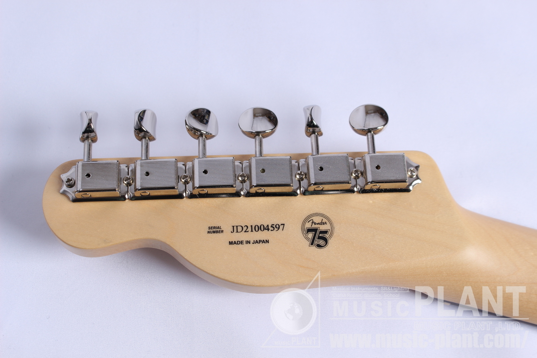 Made in Japan Hybrid Telecaster, Rosewood Fingerboard, Forest Blue追加画像 Made in Japan Hybrid Telecaster, Rosewood Fingerboard, Forest Blue追加画像