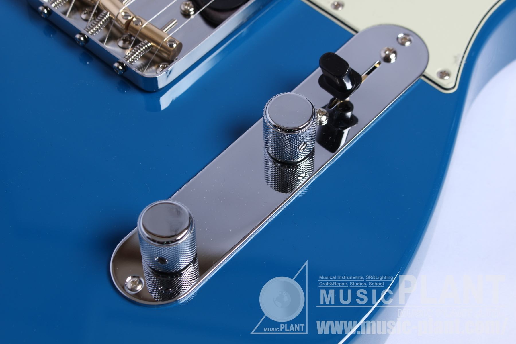 Made in Japan Hybrid Telecaster, Rosewood Fingerboard, Forest Blue追加画像 Made in Japan Hybrid Telecaster, Rosewood Fingerboard, Forest Blue追加画像