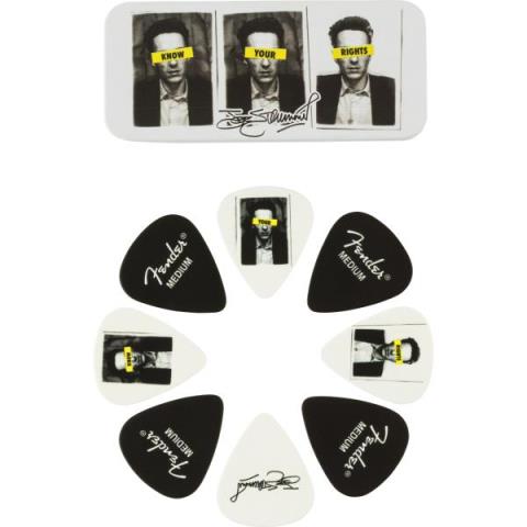 Fender-Joe Strummer Pick Tin, Medium (8)