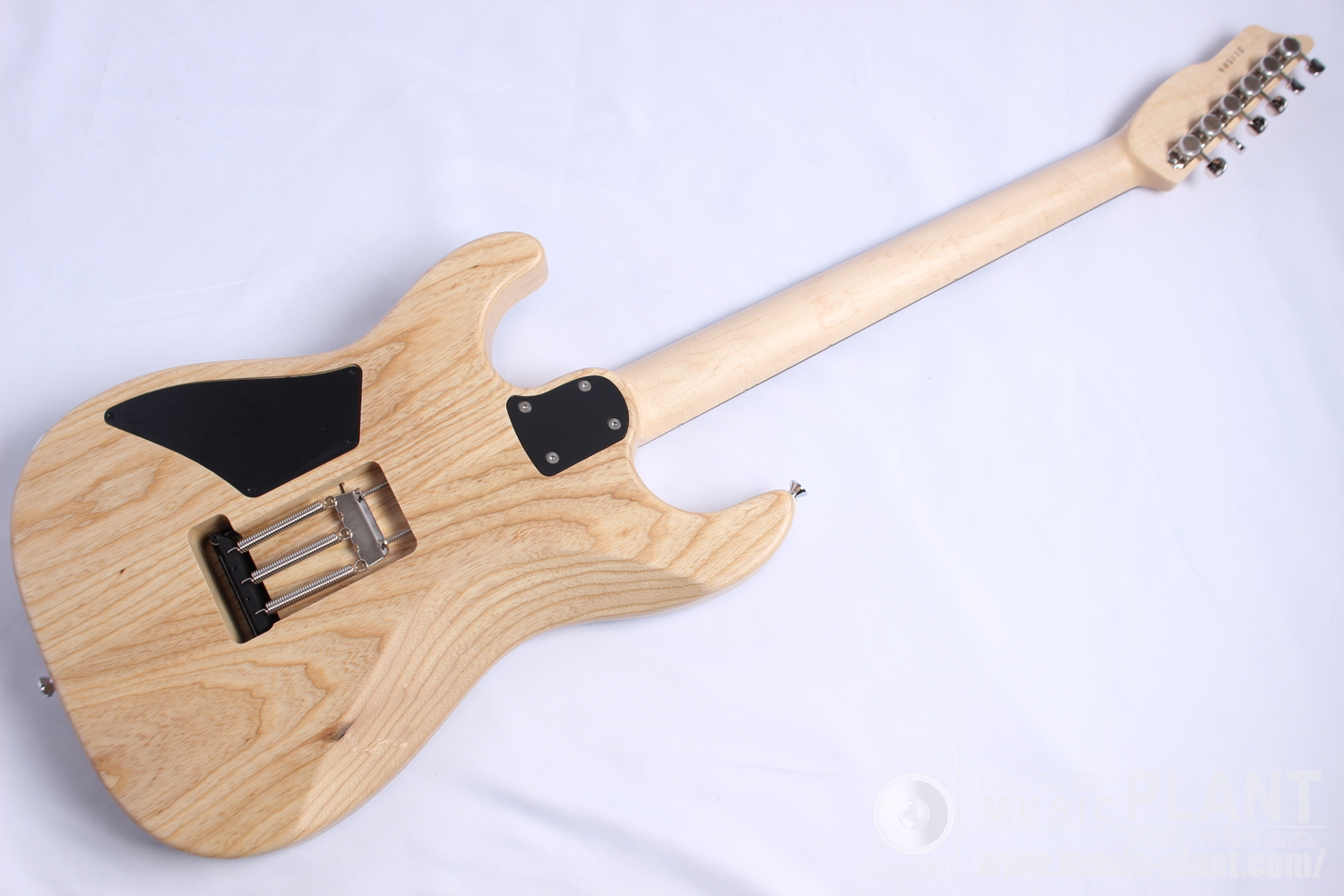 S-622 Rosewood Fingerboard, Ash Body, SSH, Black Open Pore背面画像 S-622 Rosewood Fingerboard, Ash Body, SSH, Black Open Pore背面画像