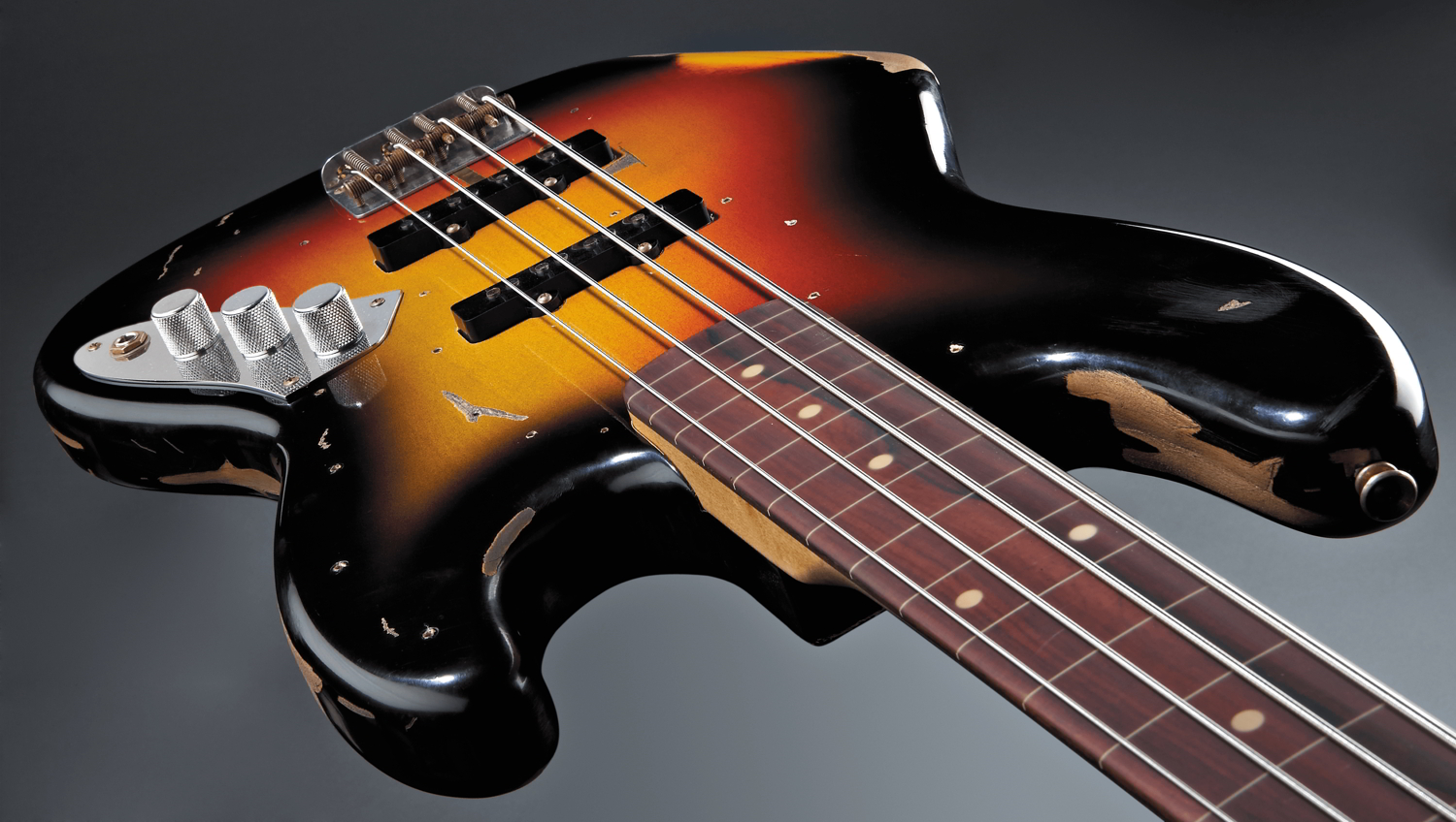 Jaco Pastorius Tribute Jazz Bass, Rosewood Fingerboard, 3-Color Sunburst追加画像 Jaco Pastorius Tribute Jazz Bass, Rosewood Fingerboard, 3-Color Sunburst追加画像