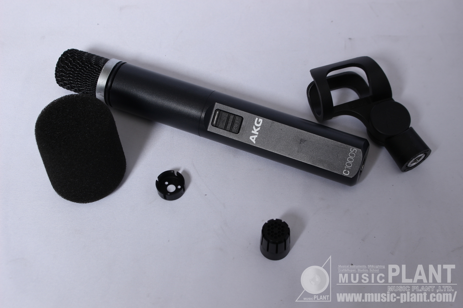 AKG コンデンサマイクC1000 S中古品()売却済みです。あしからずご了承