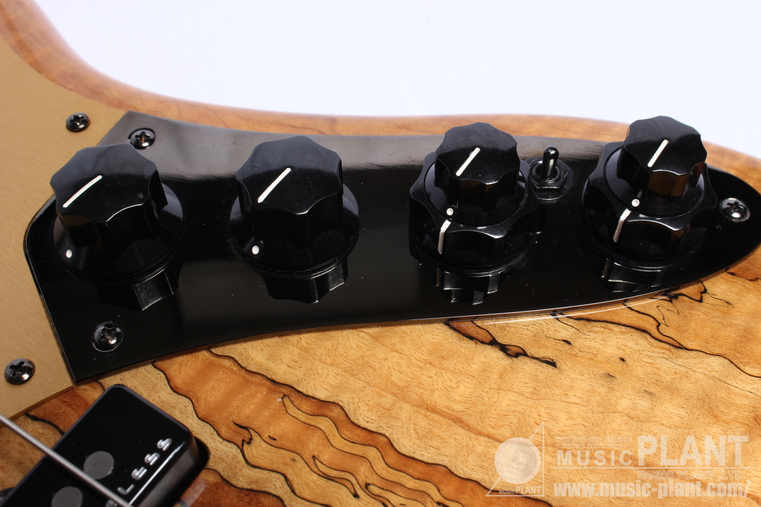 Master Built Artisan Custom Classic Jazz Bass V by Dennis Galuszka追加画像 Master Built Artisan Custom Classic Jazz Bass V by Dennis Galuszka追加画像
