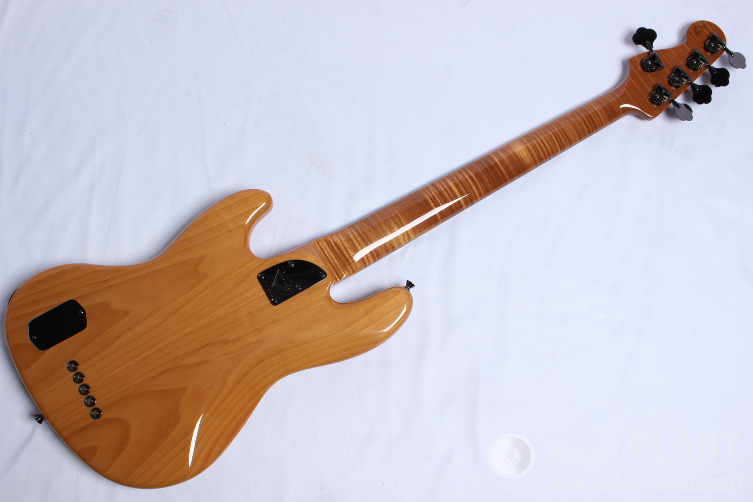 Master Built Artisan Custom Classic Jazz Bass V by Dennis Galuszka背面画像 Master Built Artisan Custom Classic Jazz Bass V by Dennis Galuszka背面画像