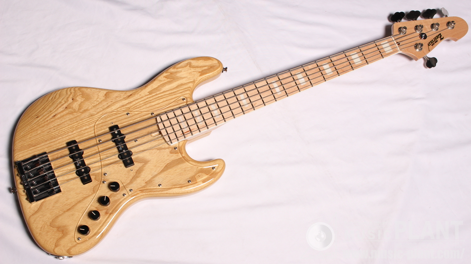 ATELIER Z エレキベースM265 Natural/M中古()売却済みです。あしからず ...