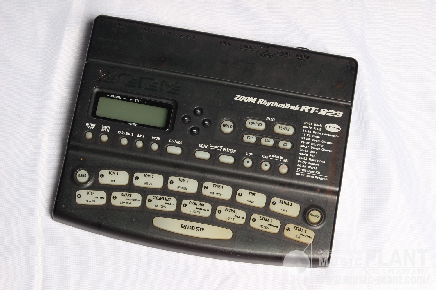 ZOOM RhythmTrak RT-223 リズムマシン 怖い