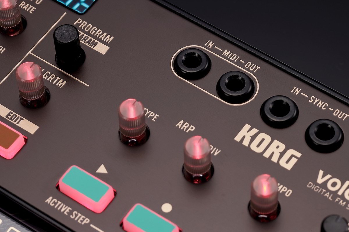 VOLCA-FM2パネル画像 VOLCA-FM2パネル画像
