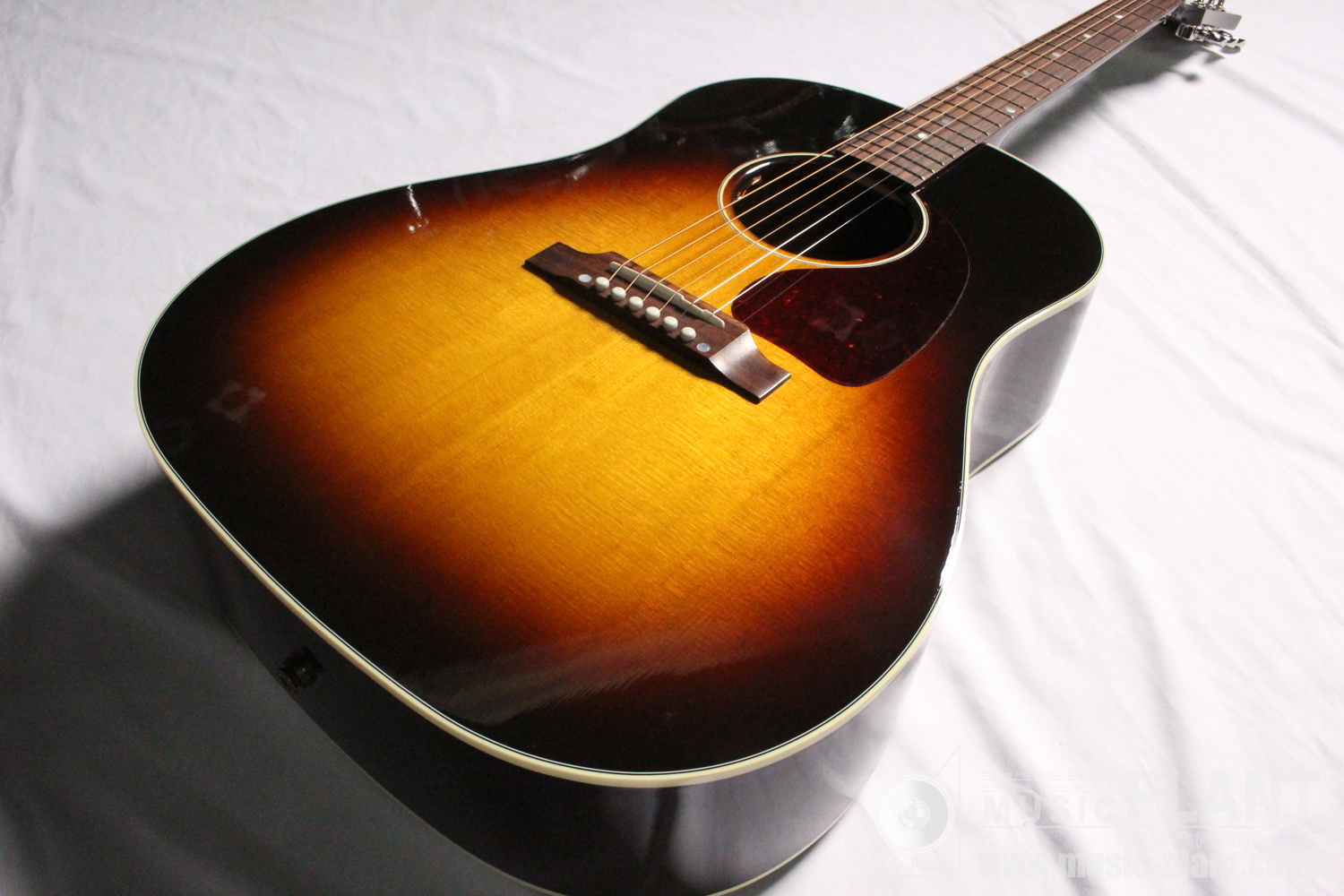 J-45 Standard Vintage Sunburst追加画像 J-45 Standard Vintage Sunburst追加画像