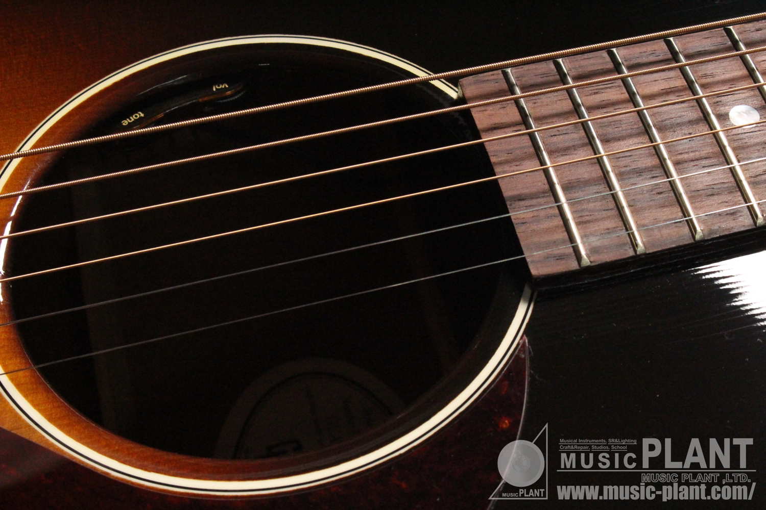 J-45 Standard Vintage Sunburst追加画像 J-45 Standard Vintage Sunburst追加画像