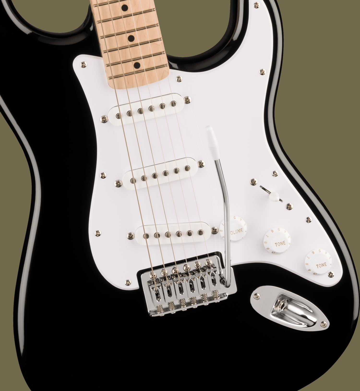 Squier Sonic™ Stratocaster®, Maple Fingerboard, White Pickguard, Black追加画像 Squier Sonic™ Stratocaster®, Maple Fingerboard, White Pickguard, Black追加画像